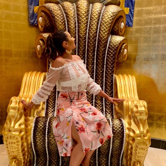 Topshop Pink and White Floral Skirt - Picture 2 of 9